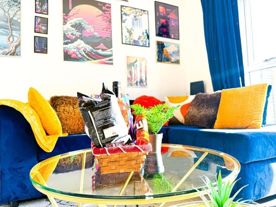 Contractors, Families, Tourists & Groups Welcome Sleeps Upto 9, Garden, Pet Allowed, Parking Included! 伯明翰 外观 照片